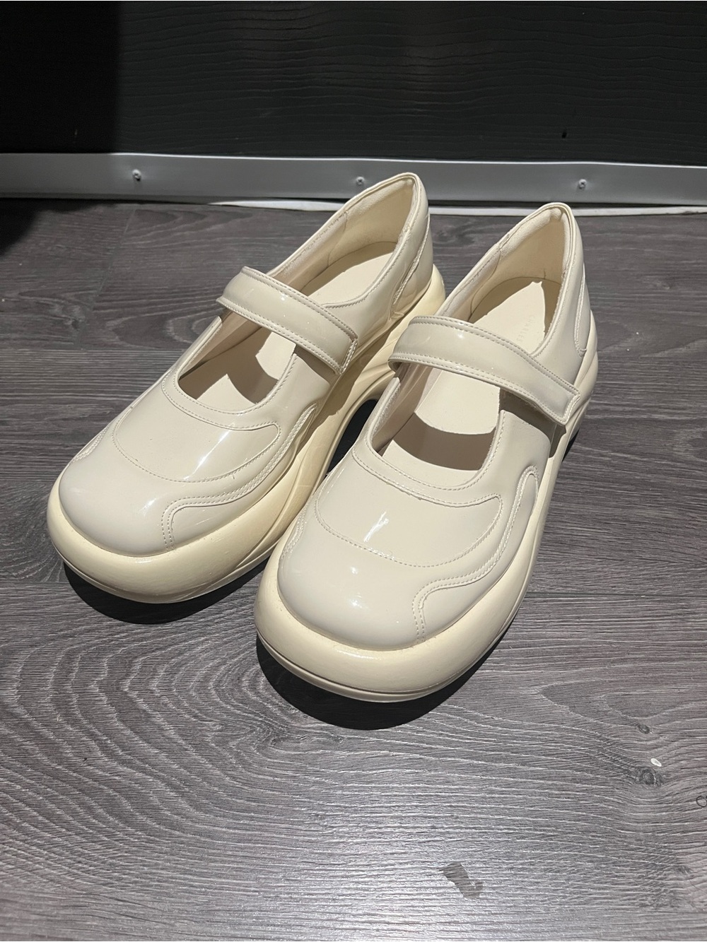 Platform Mary Jane Sneakers in Cream White Faux Patent Leather - Picture 2 of 5